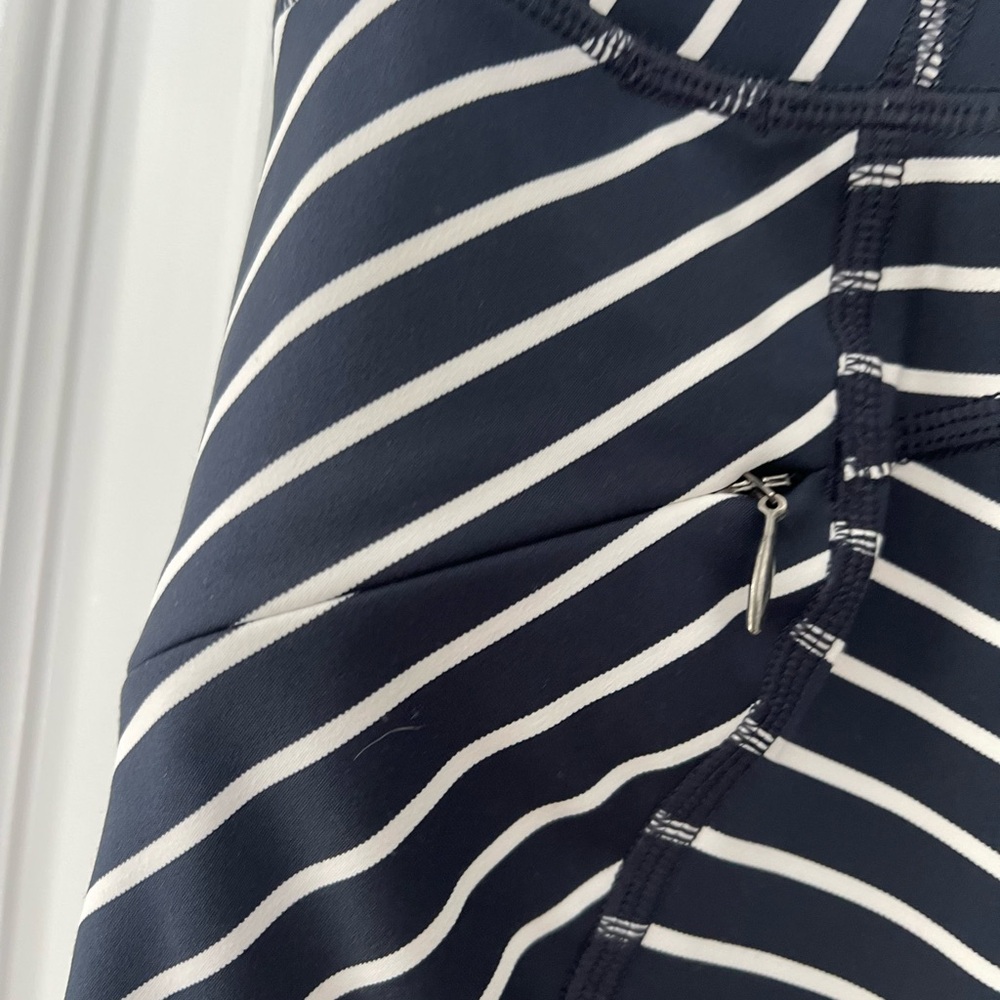 Athleta Stripe Contender 7/8 Tight PowerLift XS Navy White Compression - Picture 7 of 9